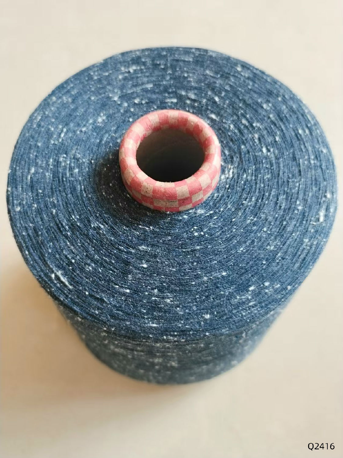 深藍(lán)Q2416滌21支85/15油絲彩點(diǎn)紗 深藍(lán)Q2416滌21支85/15油絲彩點(diǎn)紗