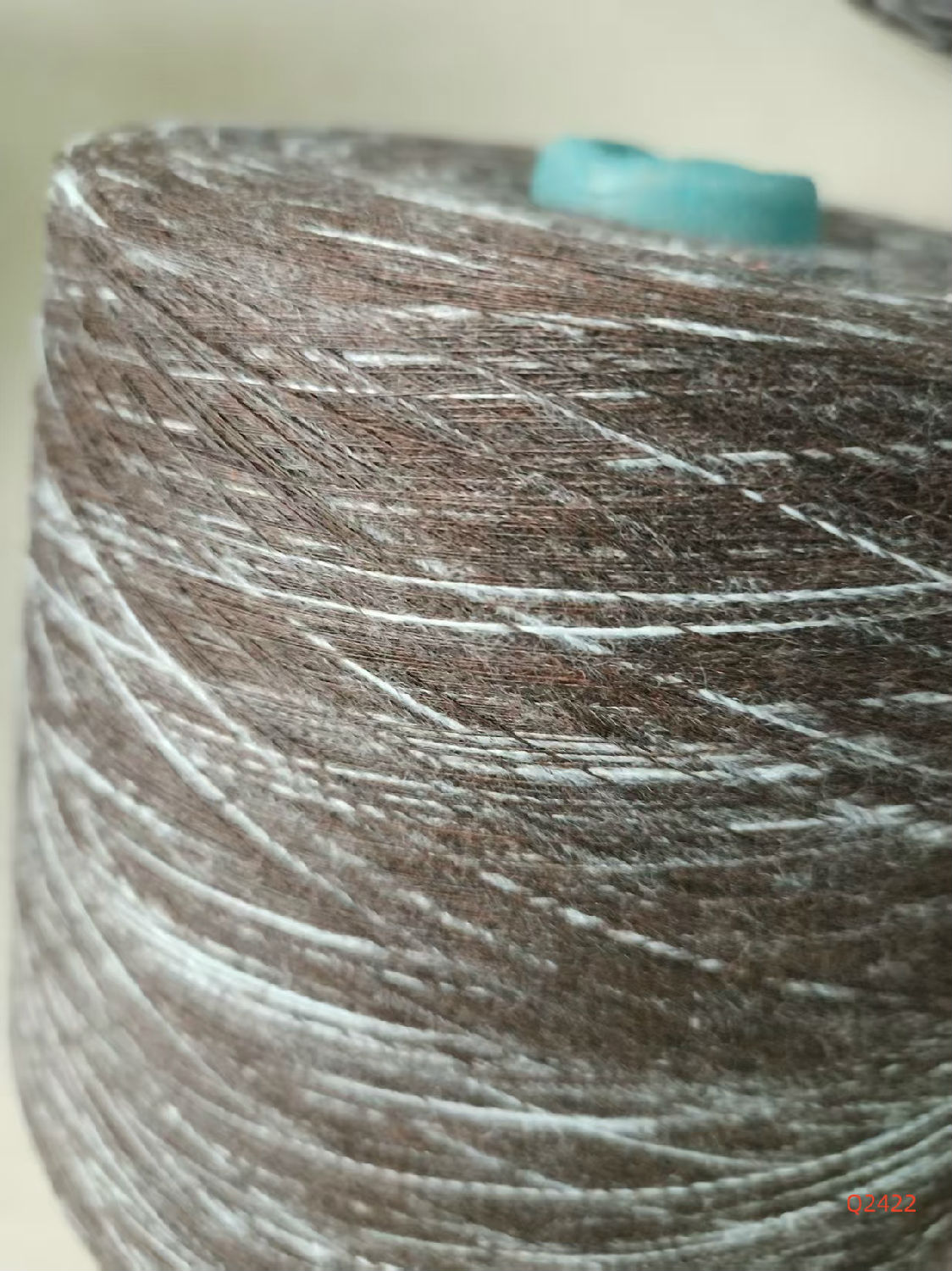 深咖滌綸16支Q2422段彩紗